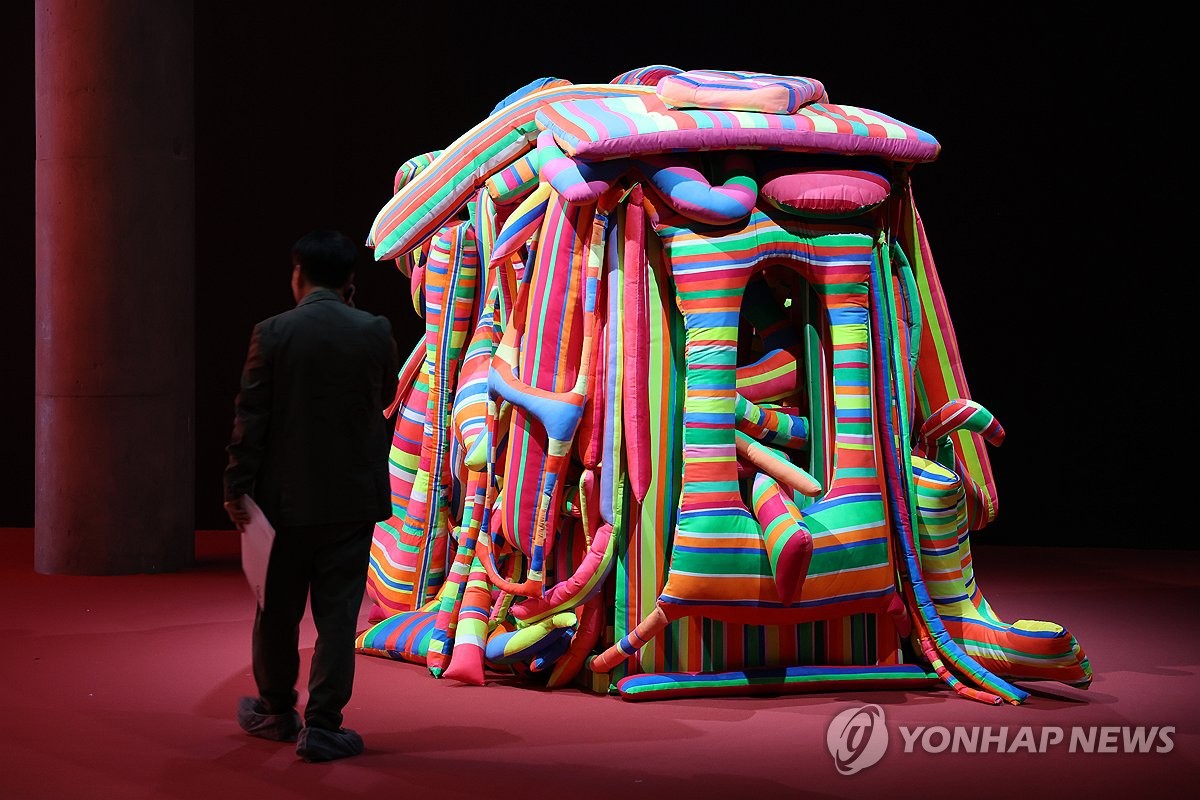 리움미술관 '다른 공간 안으로' 전시 개최